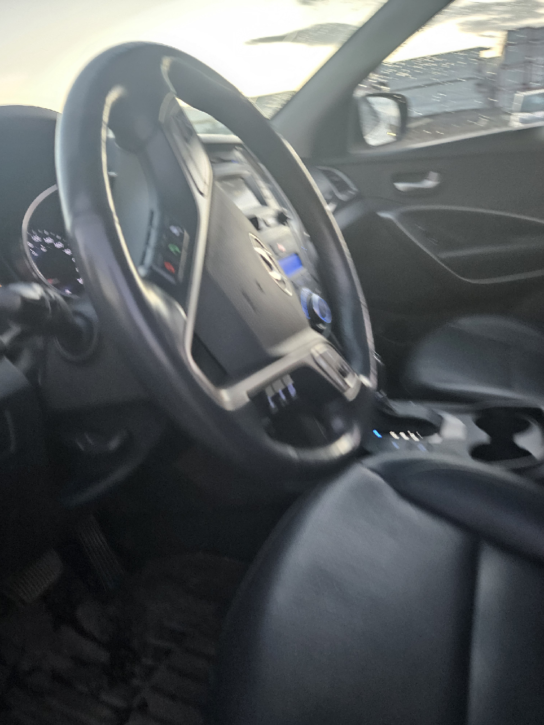 Hyundai Santa Fe - photo 4