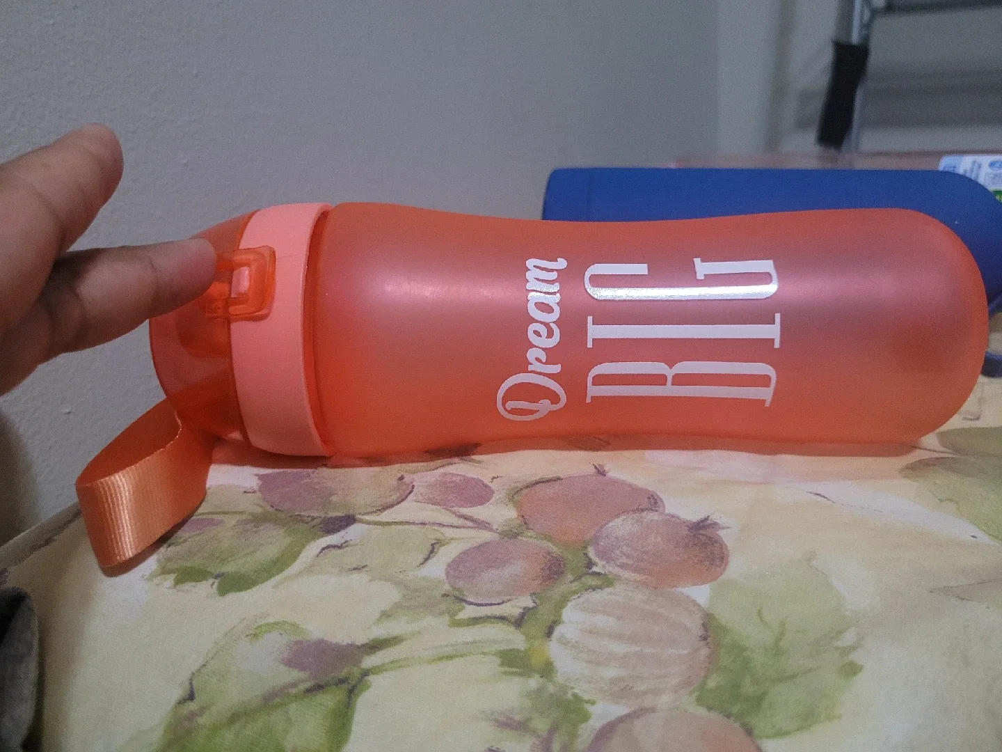 1 Stainless Steel + 2 plastic bottles bundle image indicator(5)