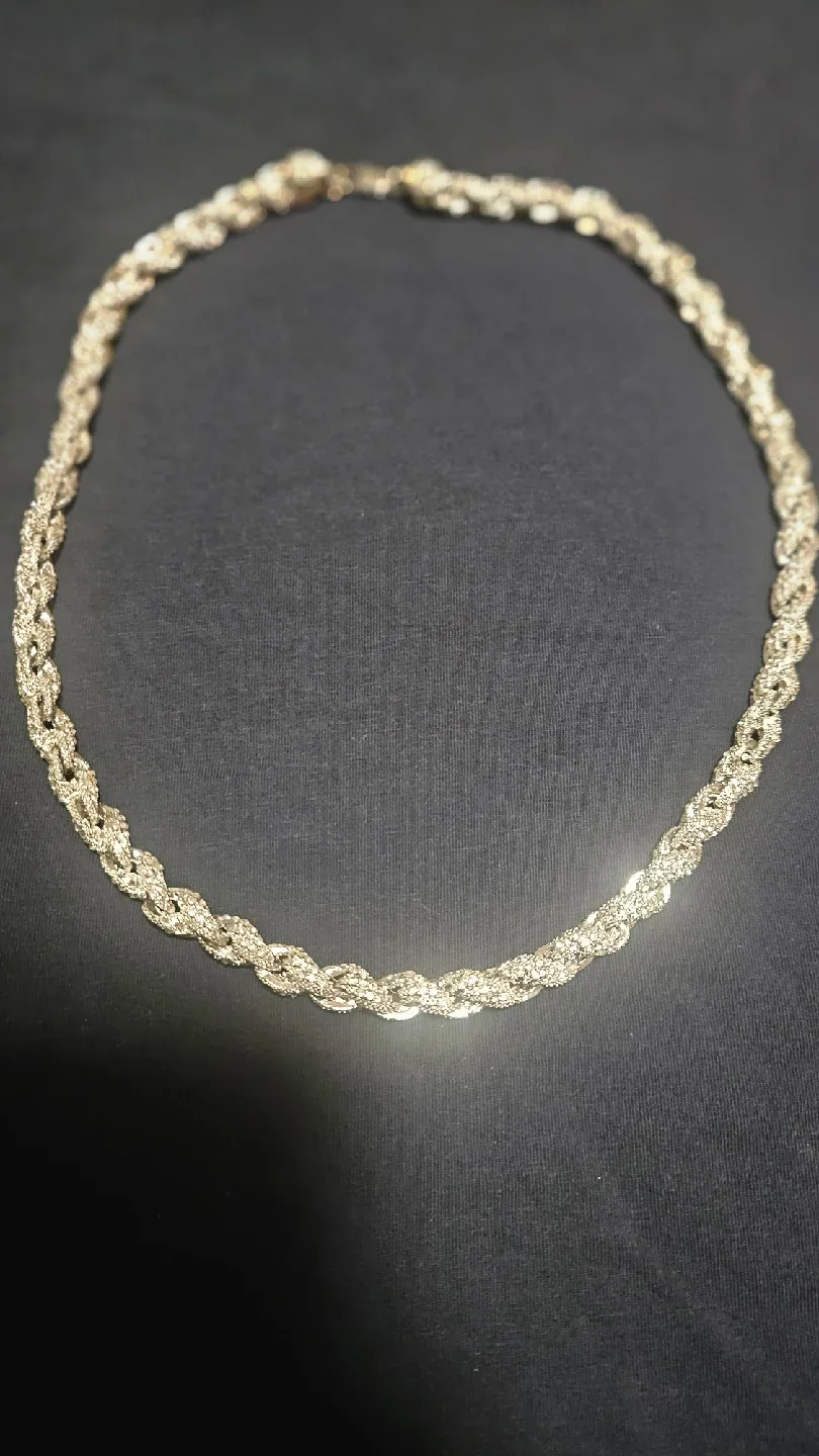 Gold Rope Chain Necklace image indicator(3)