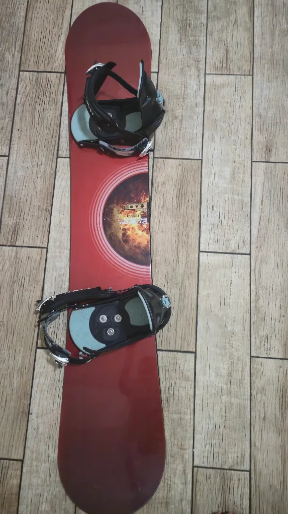 Burton Snowboard Set with Boots (Size 11) image indicator(6)