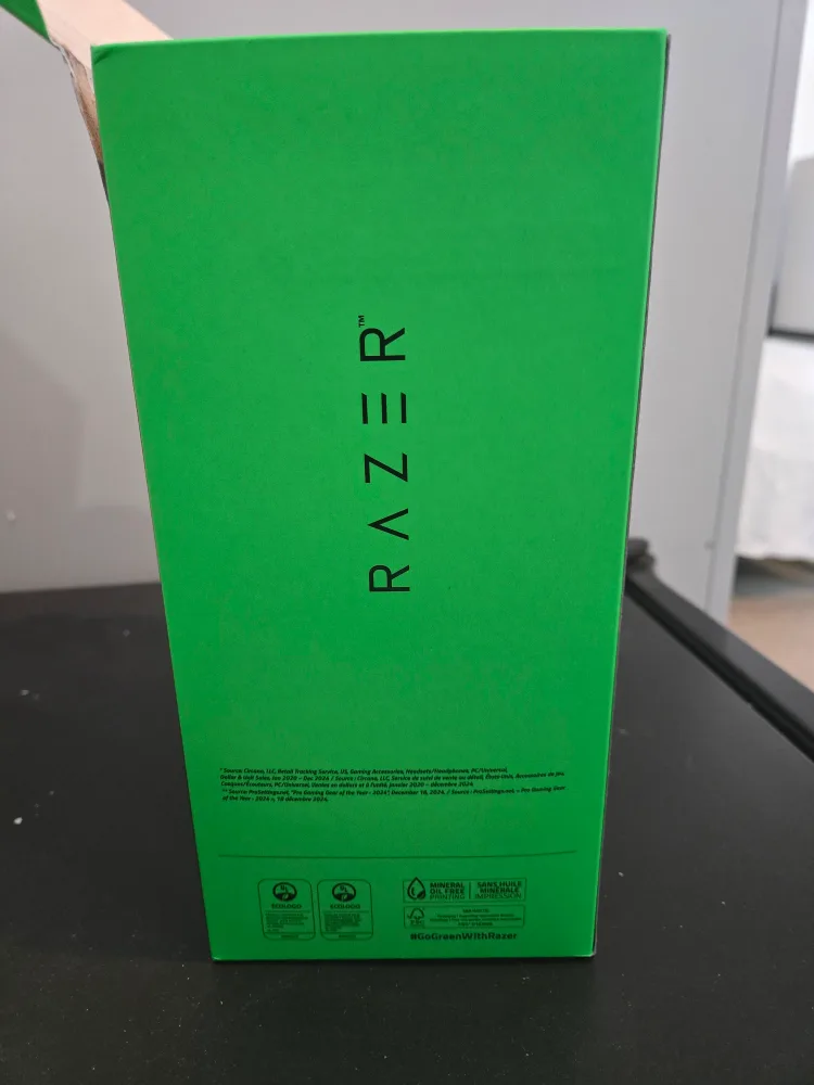 Razer Blackshark V2 X Hyperspeed Wireless Headset image indicator(4)