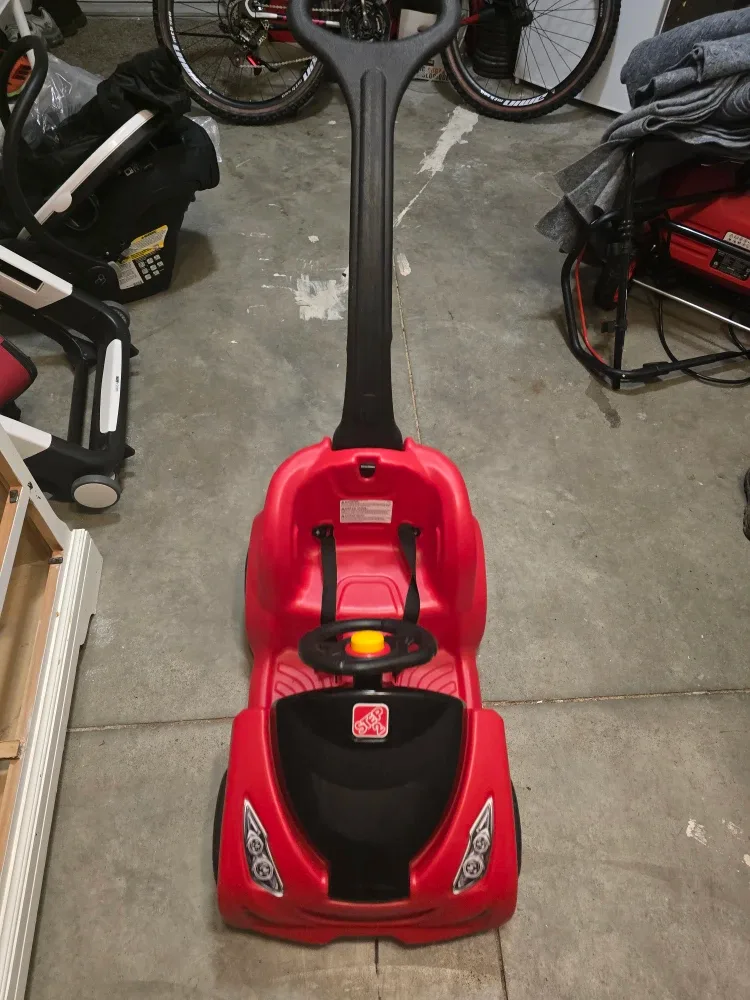 computer table, toy slide, lamp.. image indicator(2)