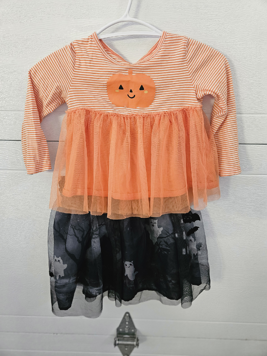 Size 3 Halloween Pumpkin & Ghost top and skirt