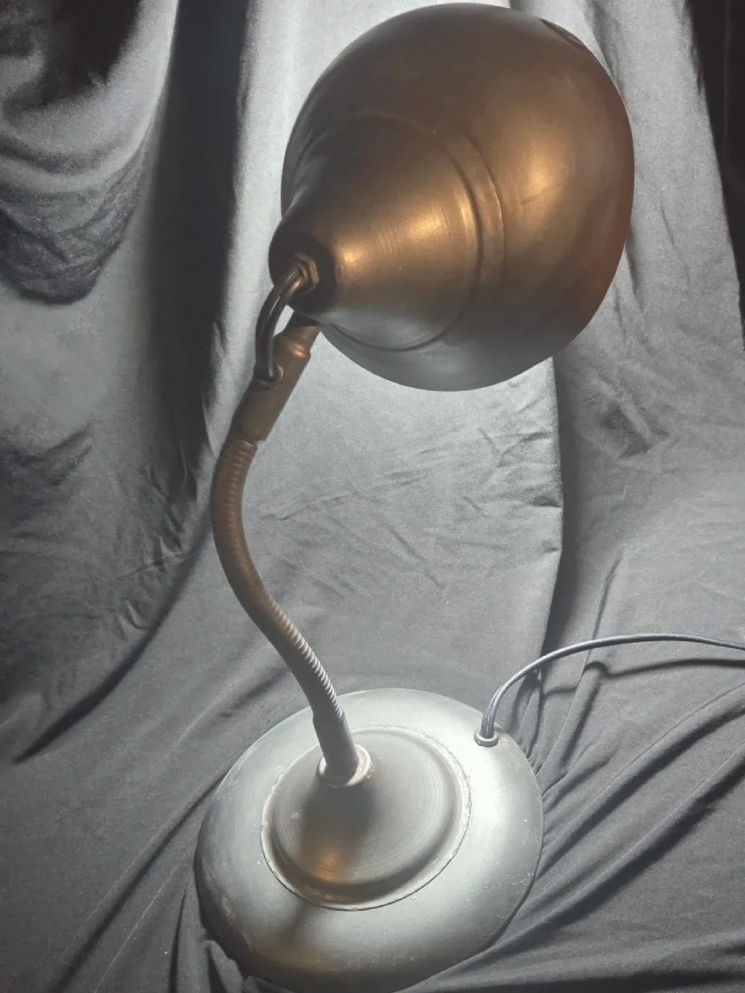 Vintage Gooseneck Desk Lamp image indicator(3)