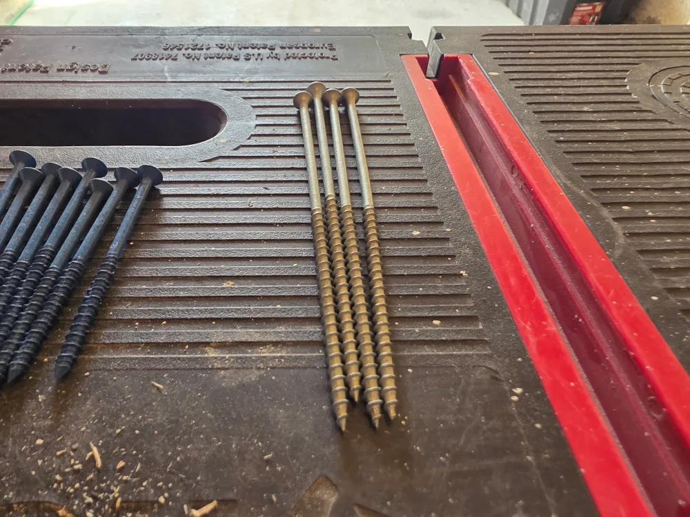 Screws - Assorted Size tapcon and decking screws image indicator(5)