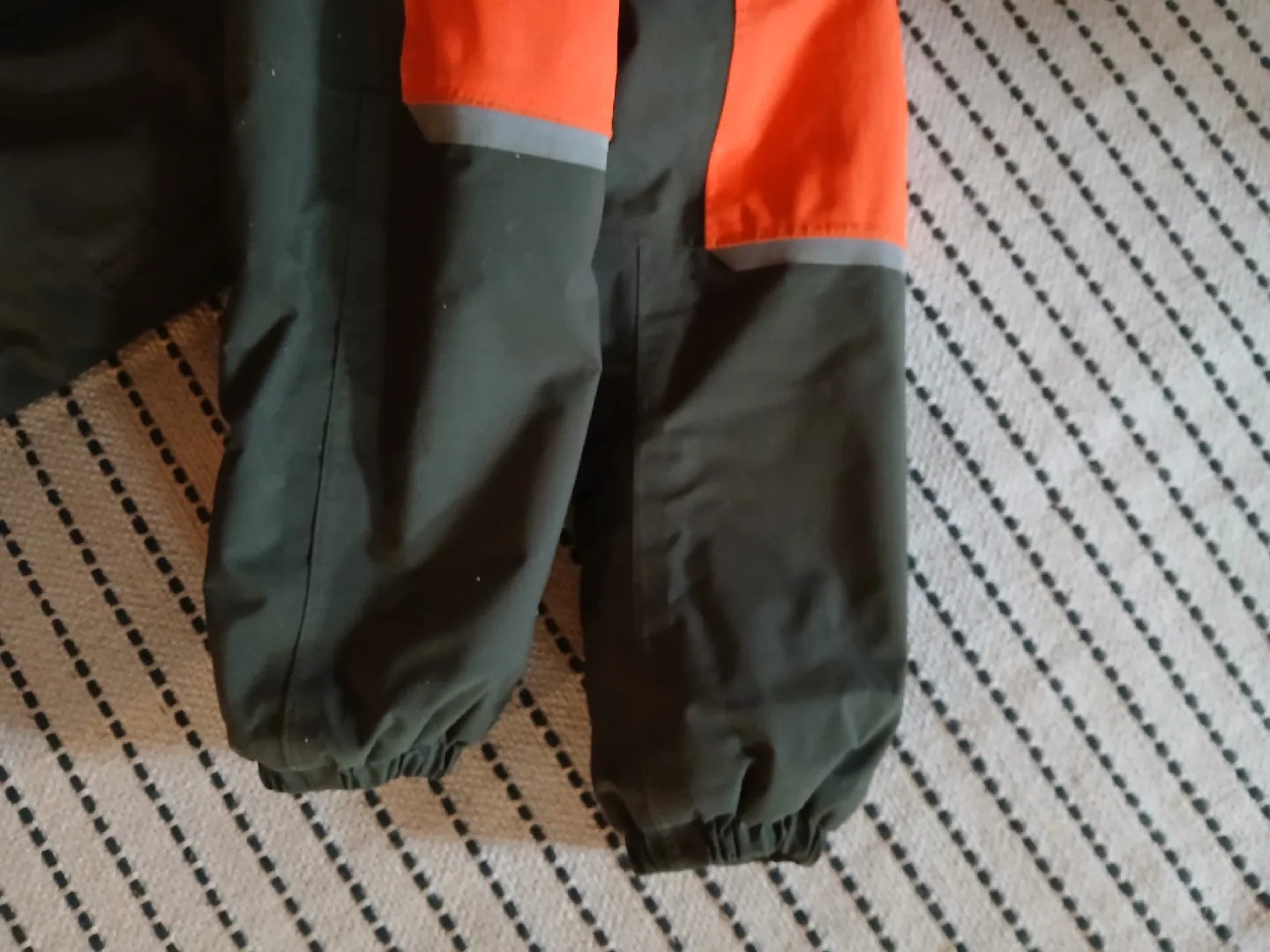 Helly Hansen Kids' Snowsuit - Size 122/7 image indicator(4)