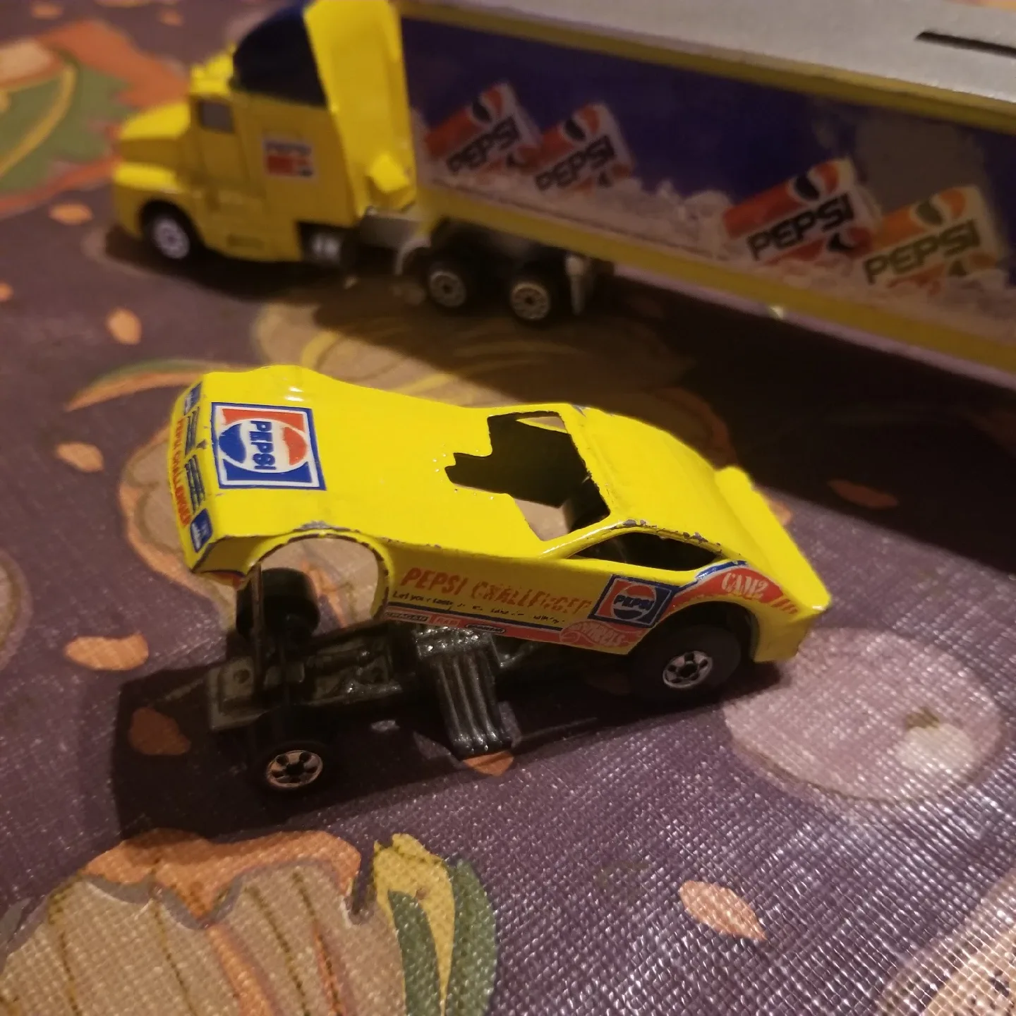 Vintage Pepsi Challenger Racing Semi Truck Toy Set image indicator(2)