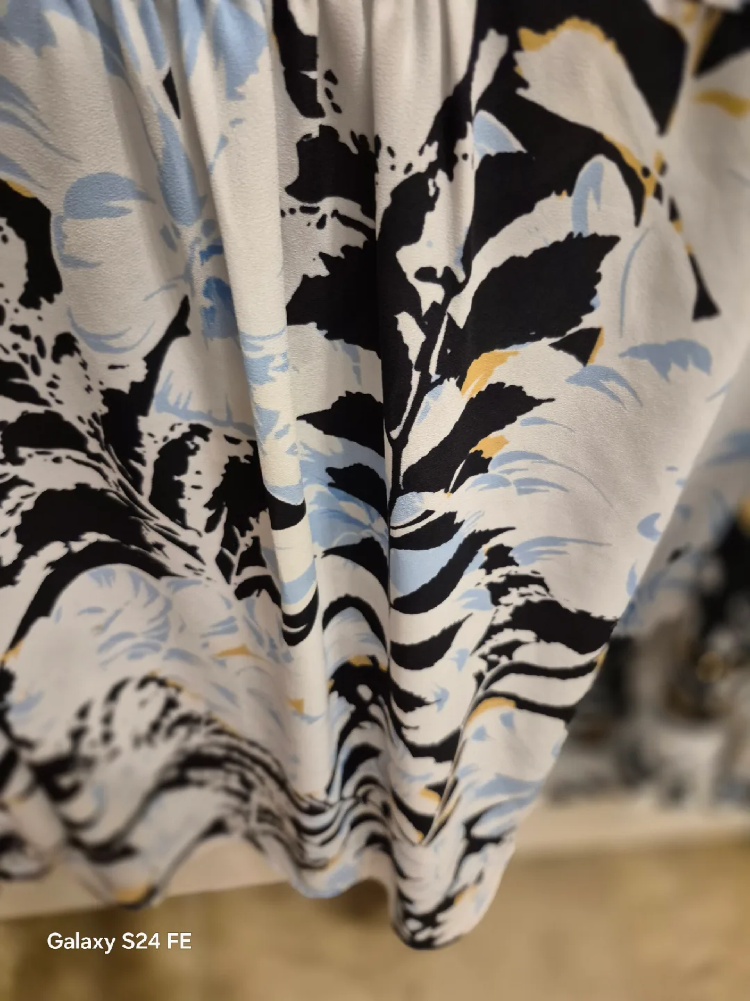 Karl Lagerfeld blouse , image indicator(2)