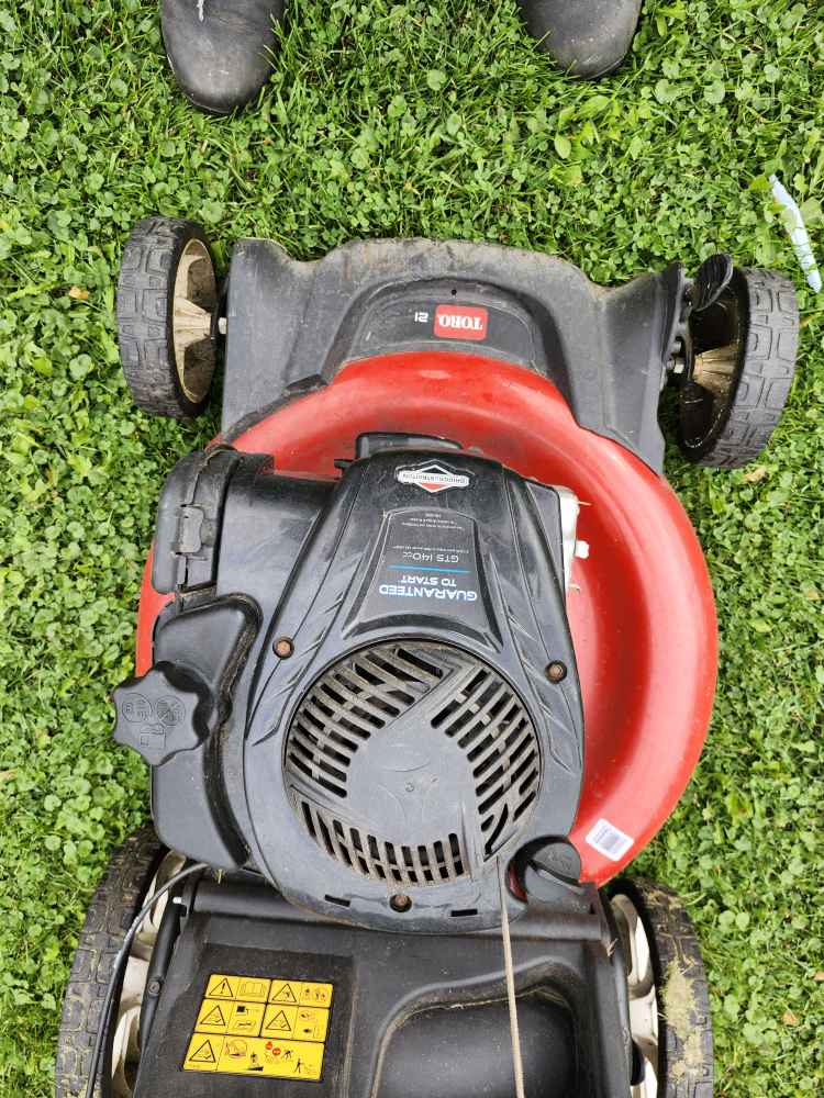 Toro 21" GTS 140cc Lawn Mower - photo 3