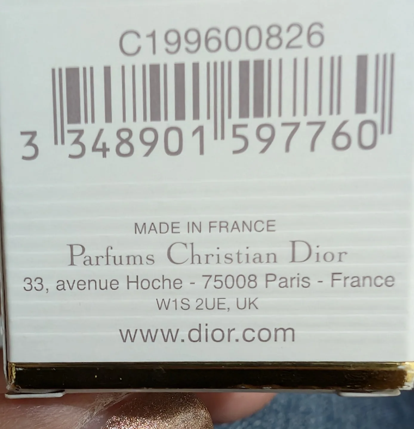 Beauty Travel Bundle: Dior J'adore, Olay, & Juicy Couture image indicator(7)