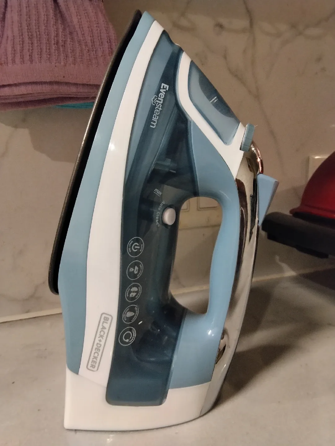 Black+Decker Eversteam Iron image indicator(4)