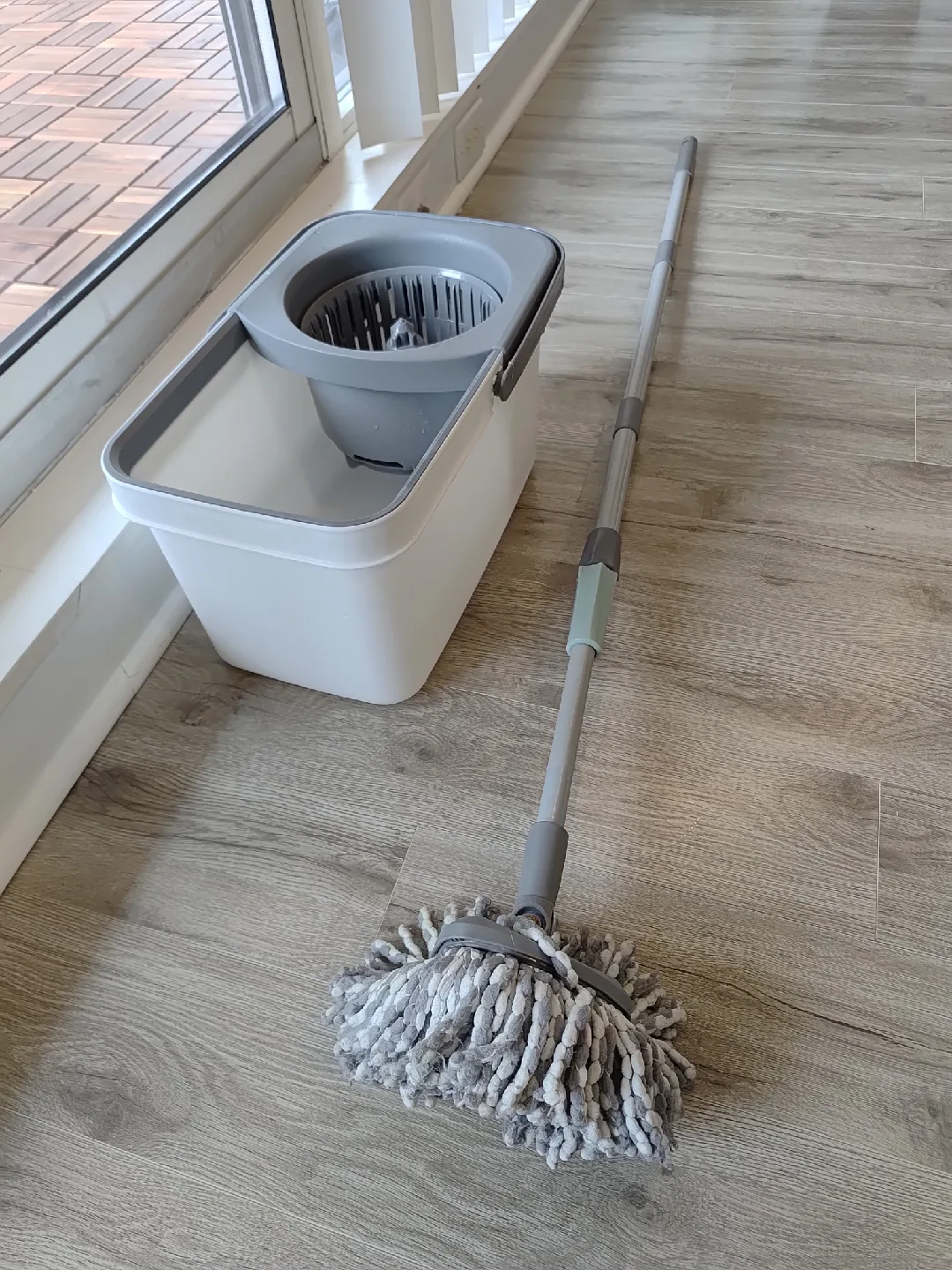 Spin mop with extra new head image indicator(2)
