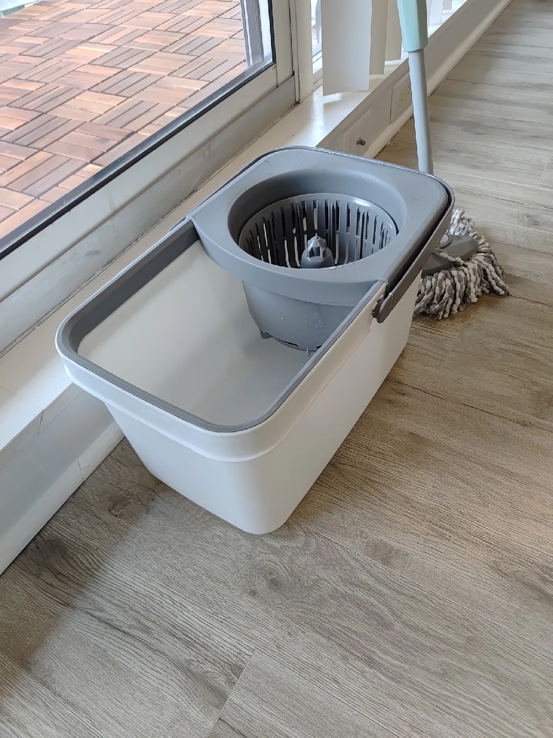 Spin mop with extra new head image indicator(4)