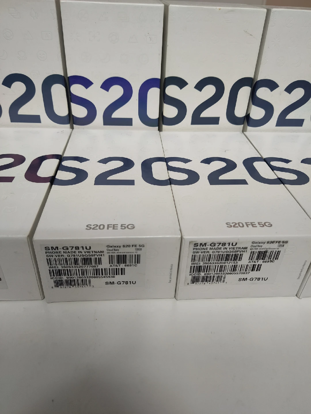 New Samsung Galaxy S20 FE 5G - Cloud Navy