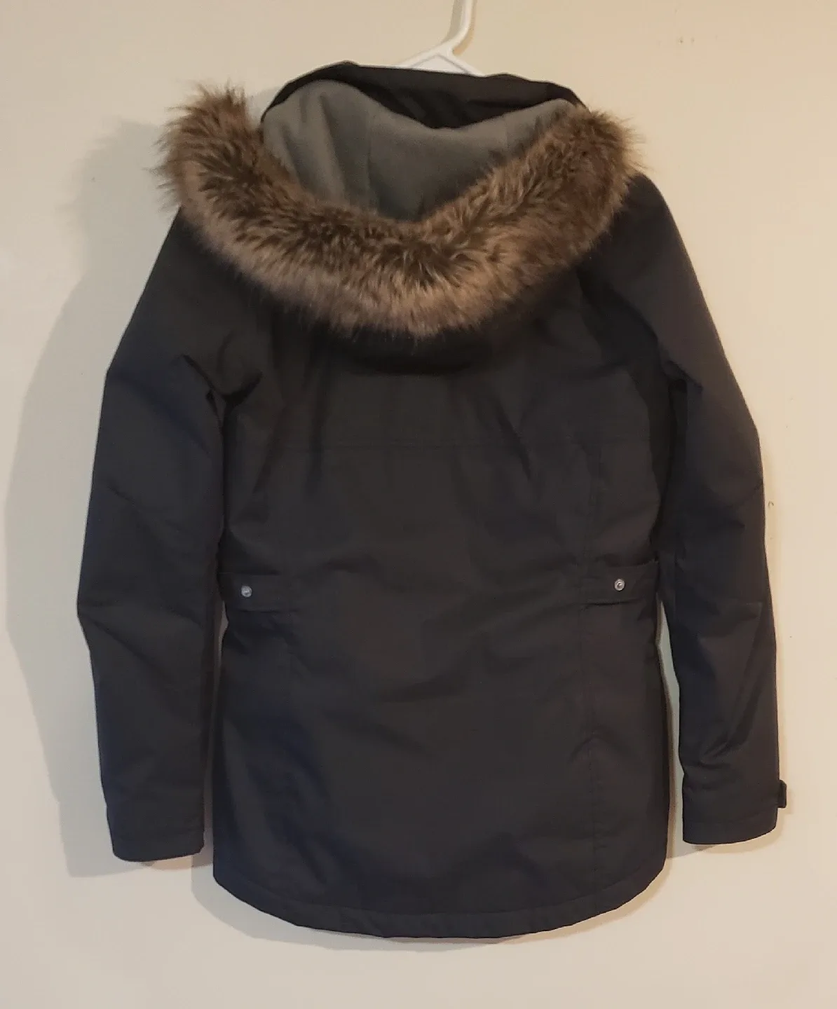Columbia Black Winter Jacket with Faux Fur Hood image indicator(4)