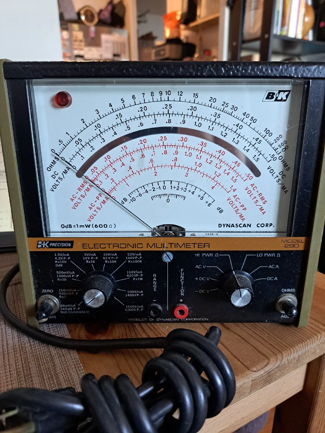 BK Precision Dynascan Electronic Multimeter Model 290 image indicator(2)