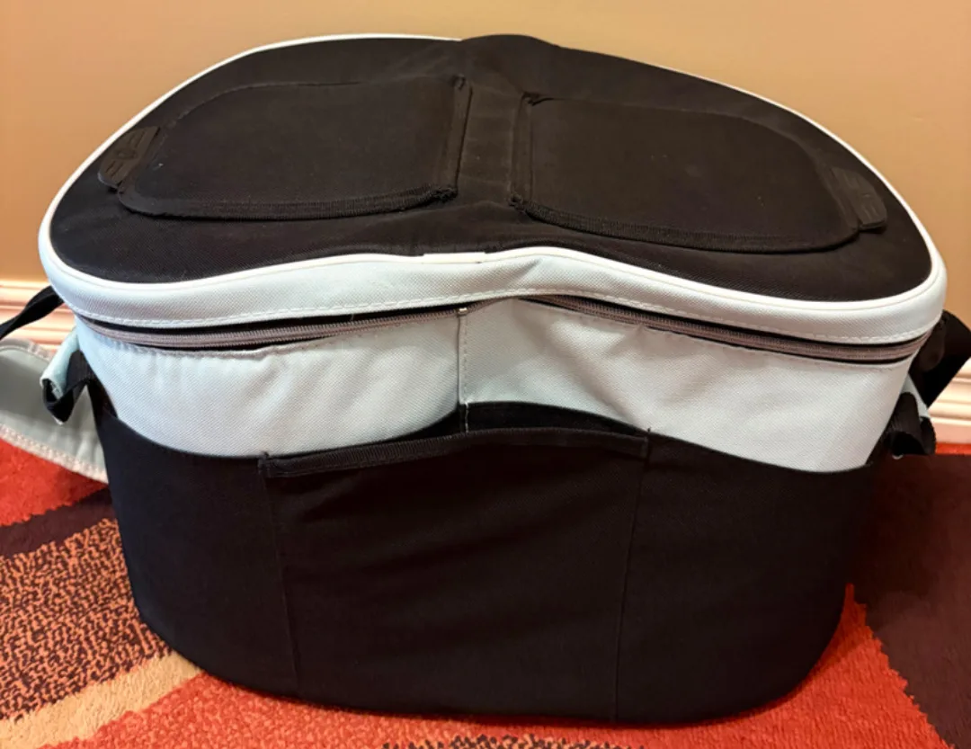 Coleman soft carry 30 can Cooler Bag image indicator(5)