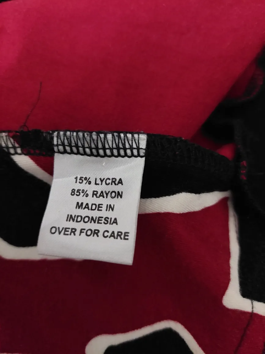 Naomi Design Jacket - Black & Red - Size XL image indicator(2)