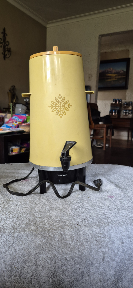 West Bend Coffee Percolator - Vintage Yellow - photo 4