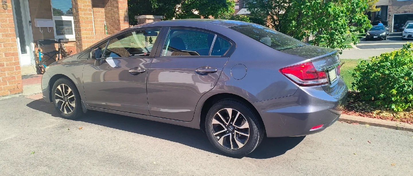 2015 Honda Civic EX/No Accidents 4DR Auto - Excellent condition image indicator(2)