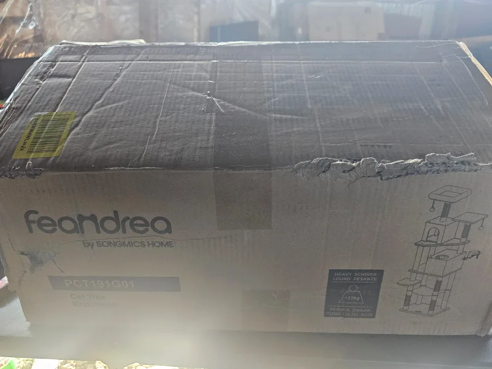 BRAND NEW CAT TREE image indicator(3)