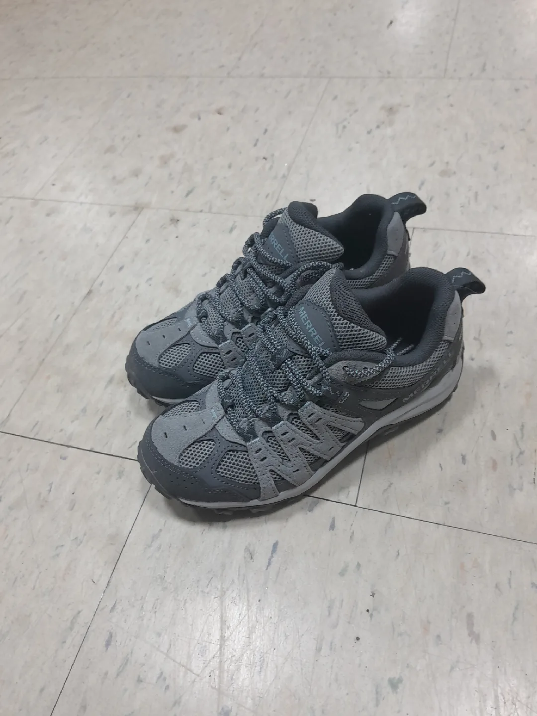 Merrell Women's Hiking Shoes - Grey Size 6 thumbnail