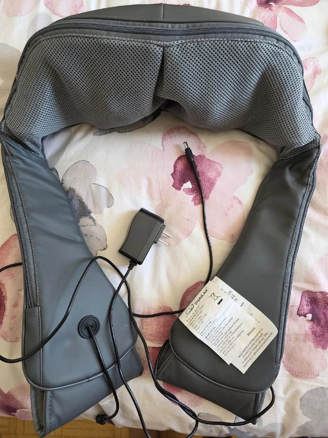 Snailax Shiatsu Neck & Shoulder Massager image indicator(2)