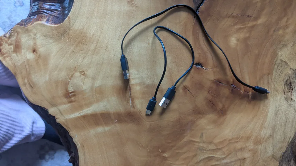 Charging Cables with Fabric Bag image indicator(2)