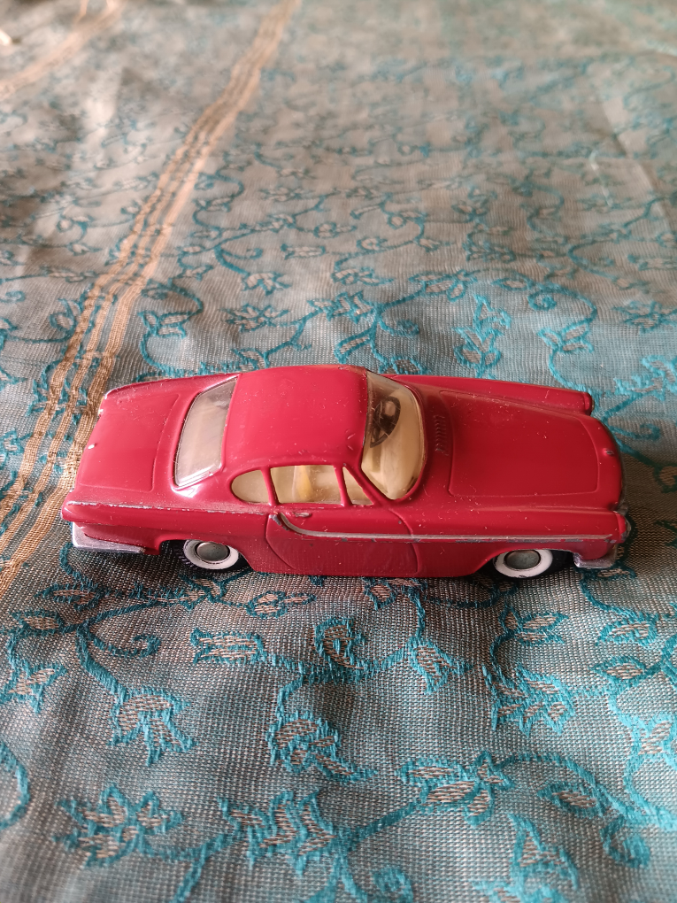 Vintage Red Toy Car - photo 2