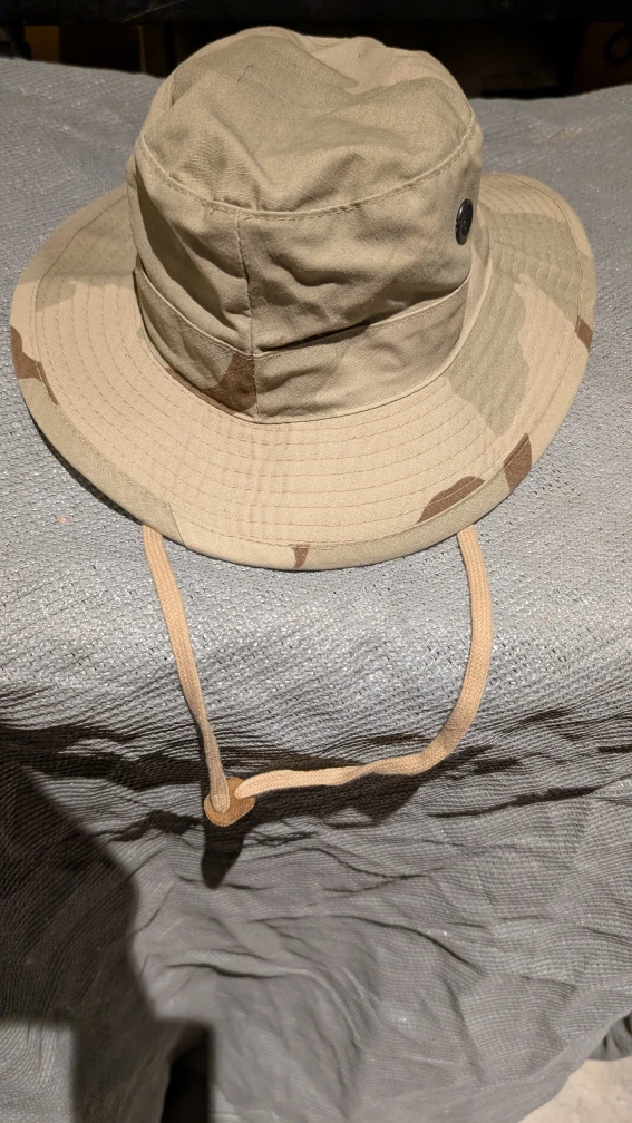Chapeaux de brousse et Fedora