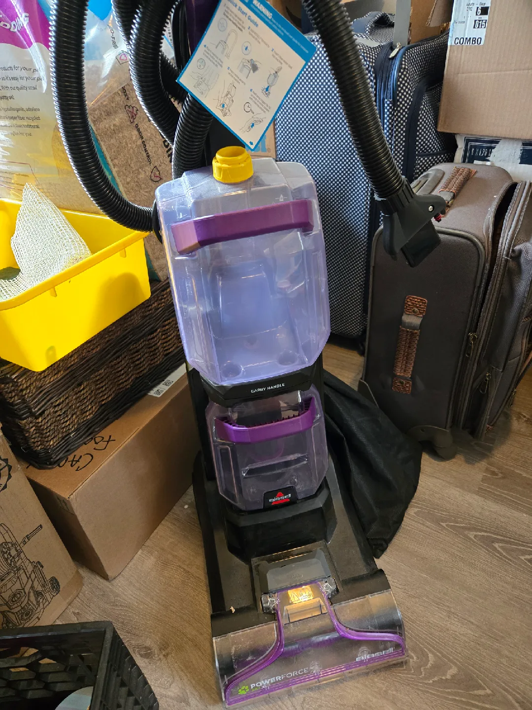 Bissell PowerForce Carpet  and upholstery Cleaner thumbnail