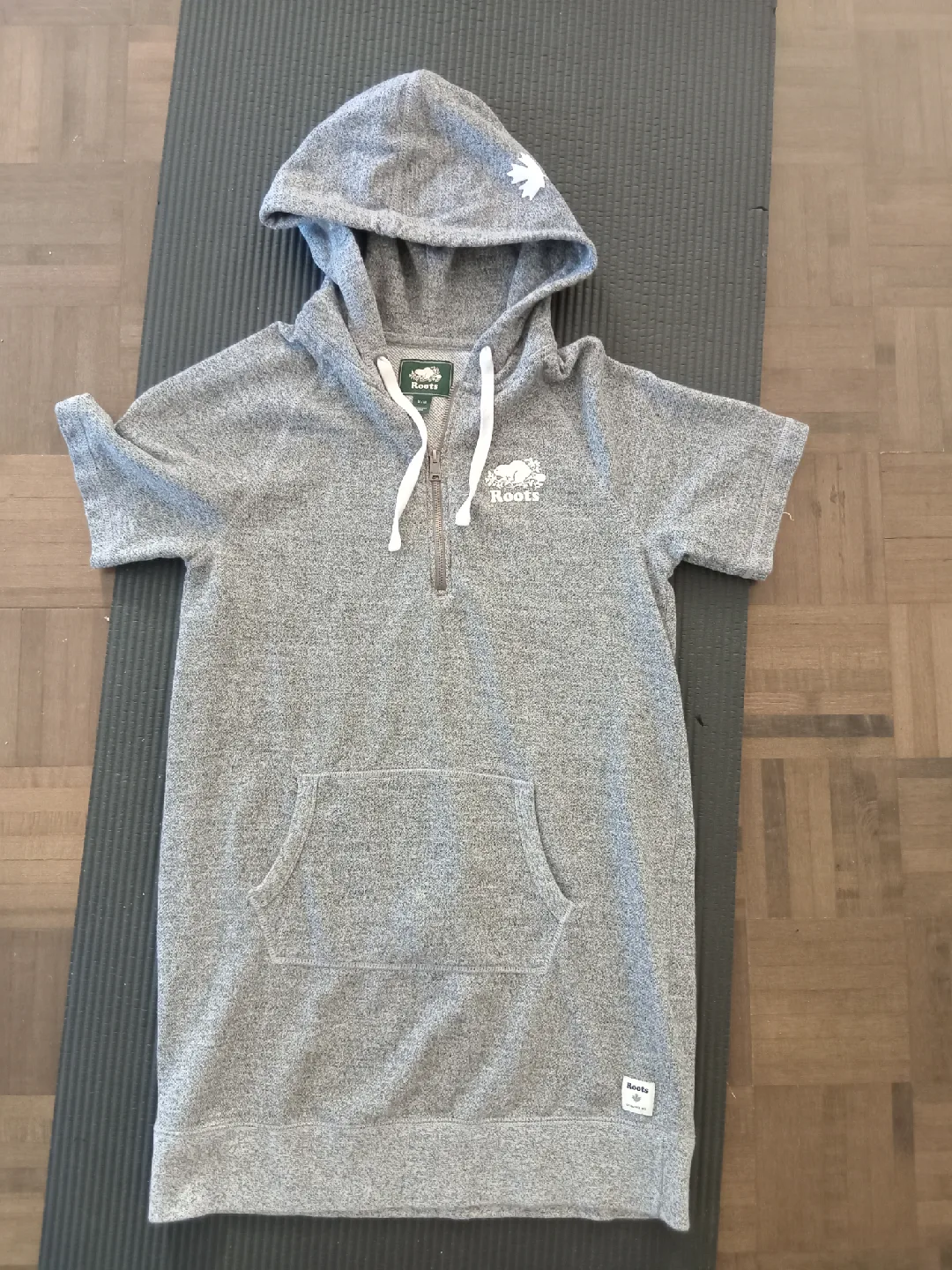 Roots Grey Hoodie, Size M thumbnail