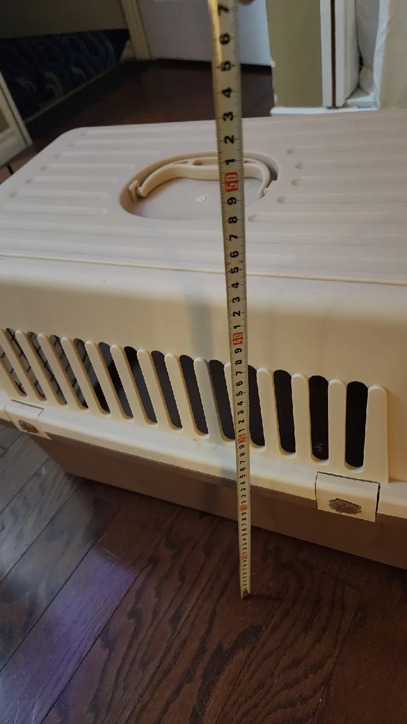 Tan and Brown Pet Carrier image indicator(6)