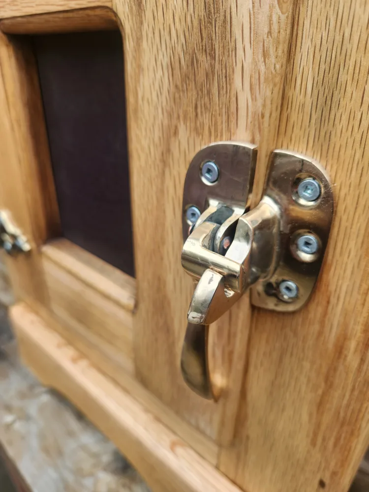 Antique Captain's Bar image indicator(4)