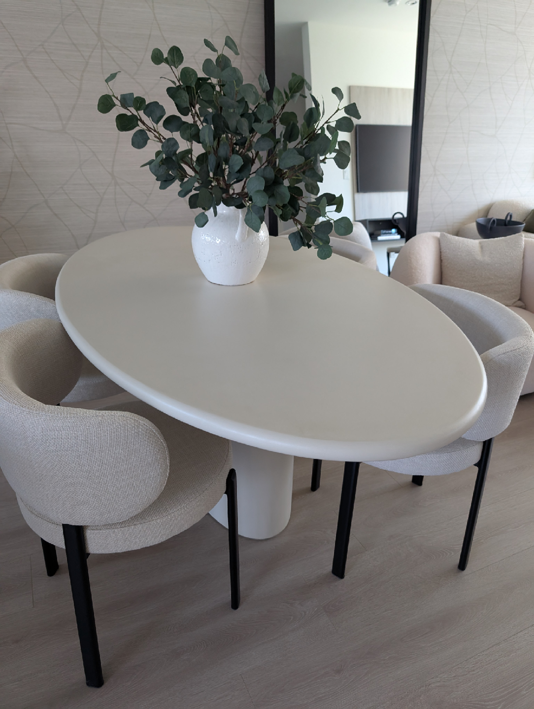 Designer Dining Table & 4 Chairs – Mobital / Showroom Quality - photo 5