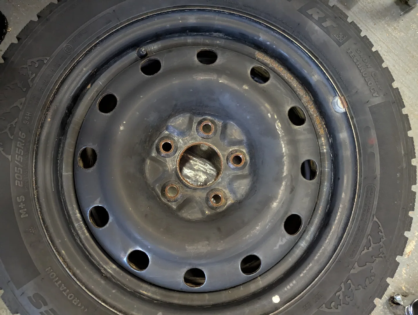 Honda Civic Winter tire for sale! image indicator(3)