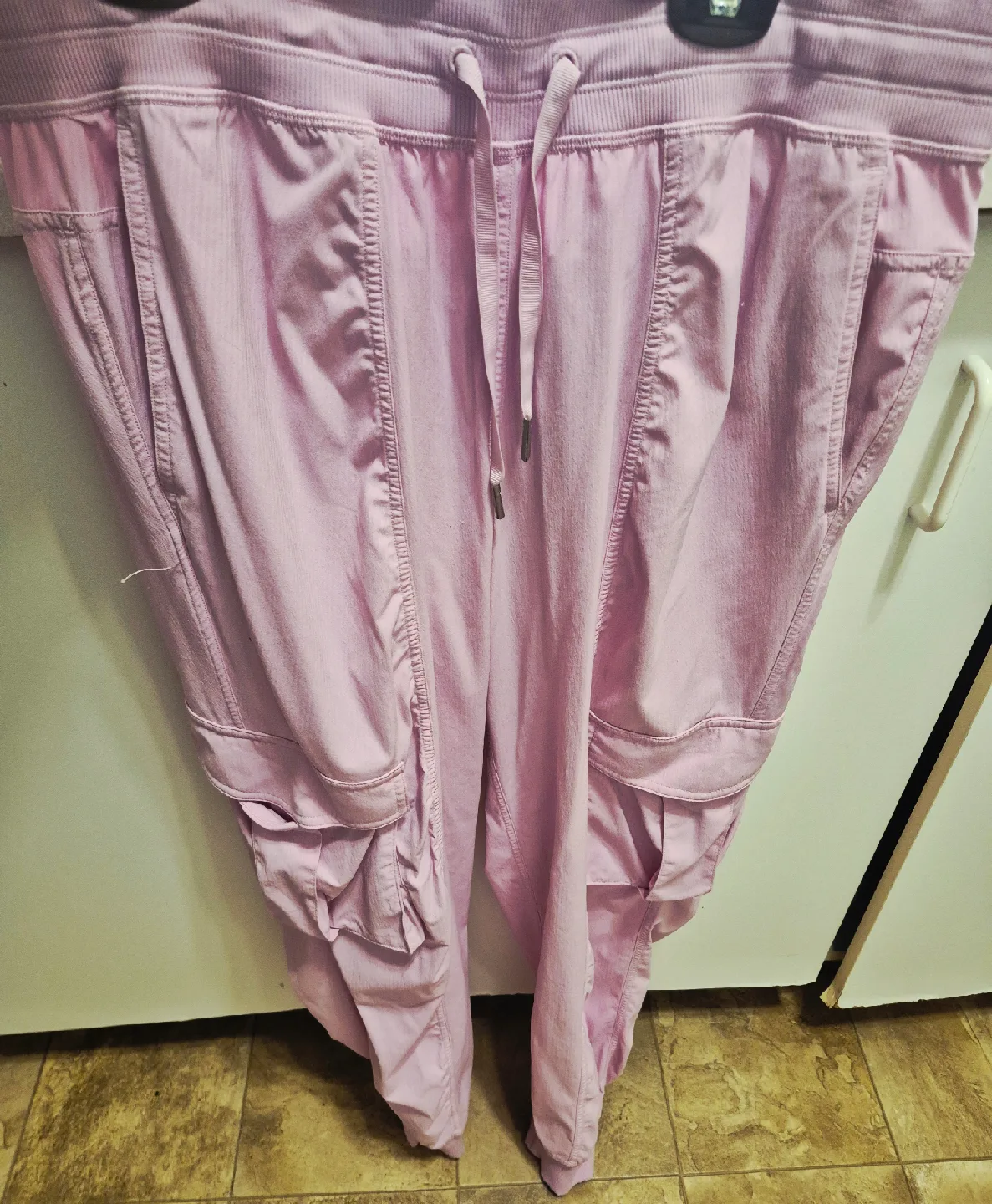 ladies  lou lou lemme  dance studio  cargo style image indicator(7)