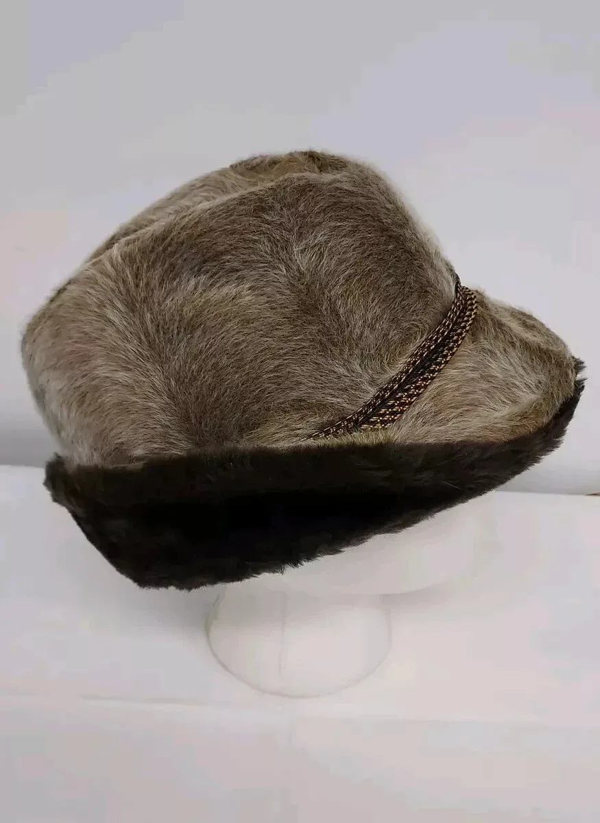 Fuzzy Hat with Feather Detail image indicator(6)