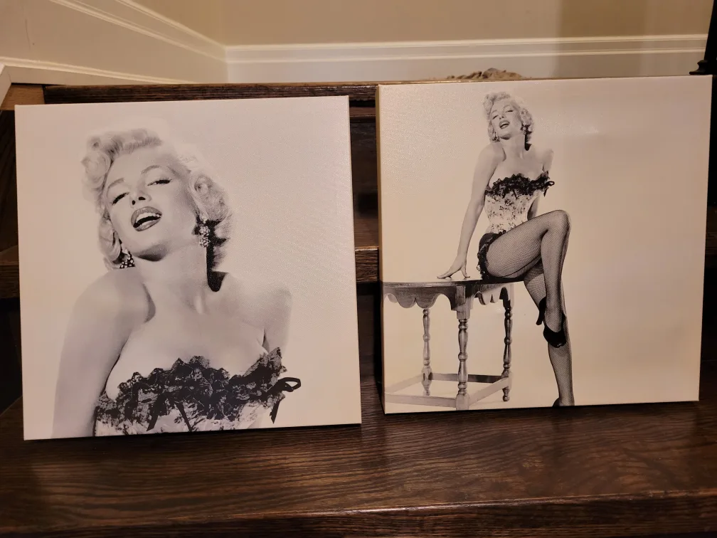 Marilyn Monroe Canvas Art - 14" x 14"