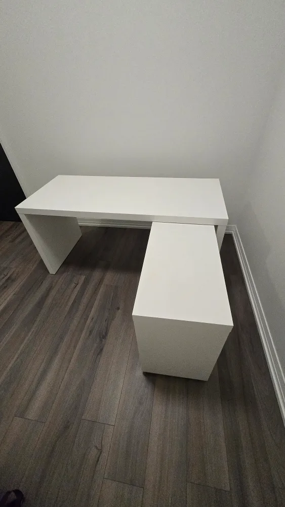 White Desk Ikea image indicator(4)