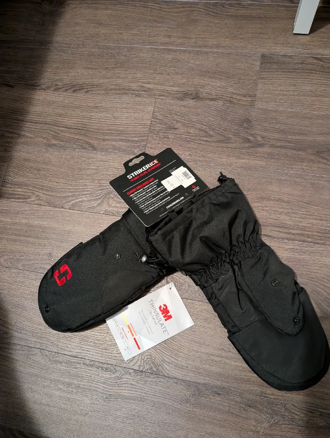 Striker Climate Crossover Mitts