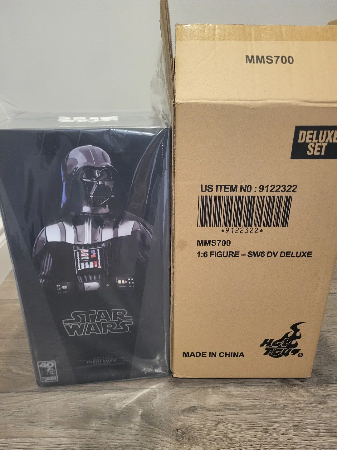 Star Wars Hot Toys 1/6 Scale Figures image indicator(2)