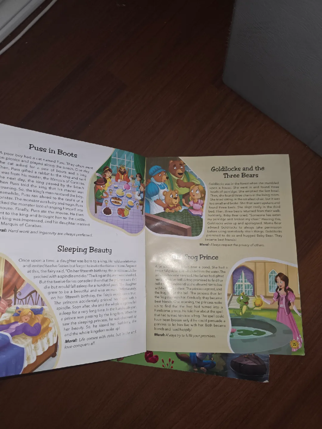 Maple Kids Fairy Tales & Moral Stories Book Set image indicator(4)