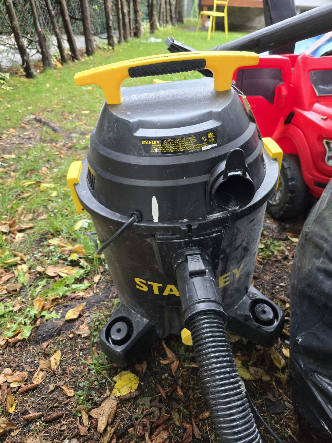 Stanley Wet/Dry Vacuum