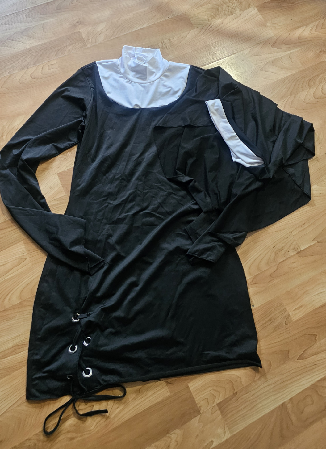 Nun Costume - Adult Size LG - photo 2