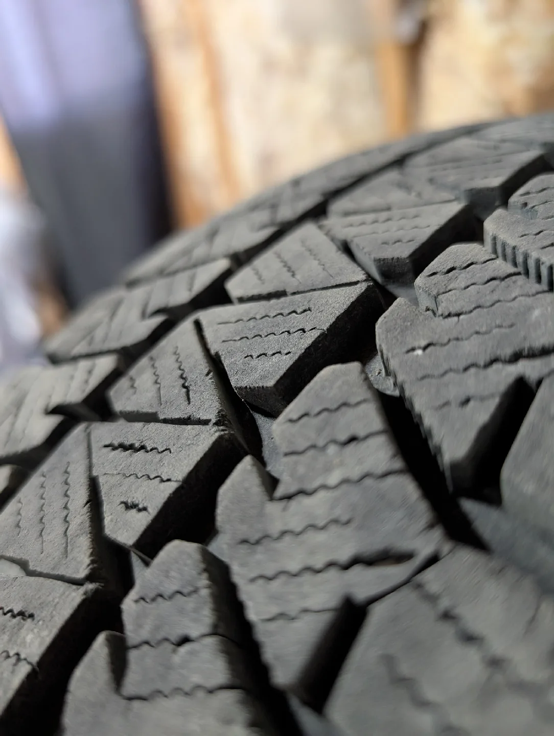 (4)-195/65R15 Winter Tires On Steel Rims Off 2021 Toyota Corolla image indicator(6)