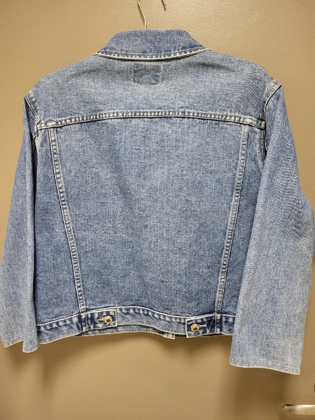 ​🛍️ Vintage Nevada Jeanswear Cropped Denim Jacket image indicator(3)