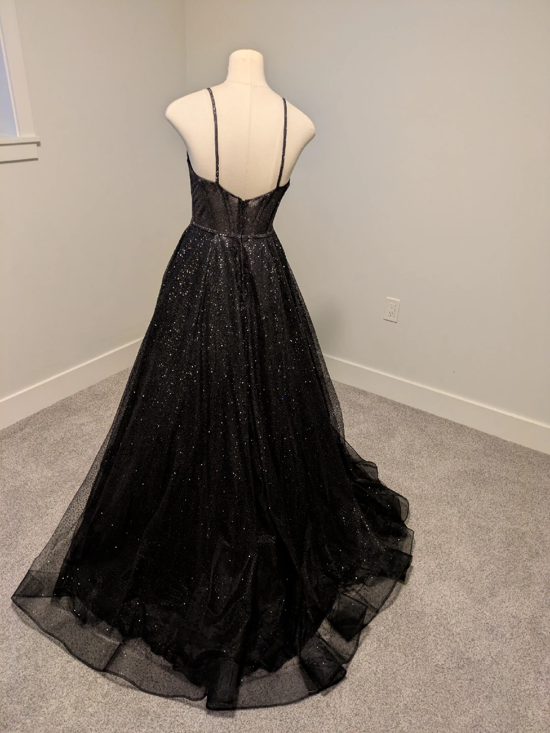 Black Sparkly Corset Ball / Formal Gown - photo 2