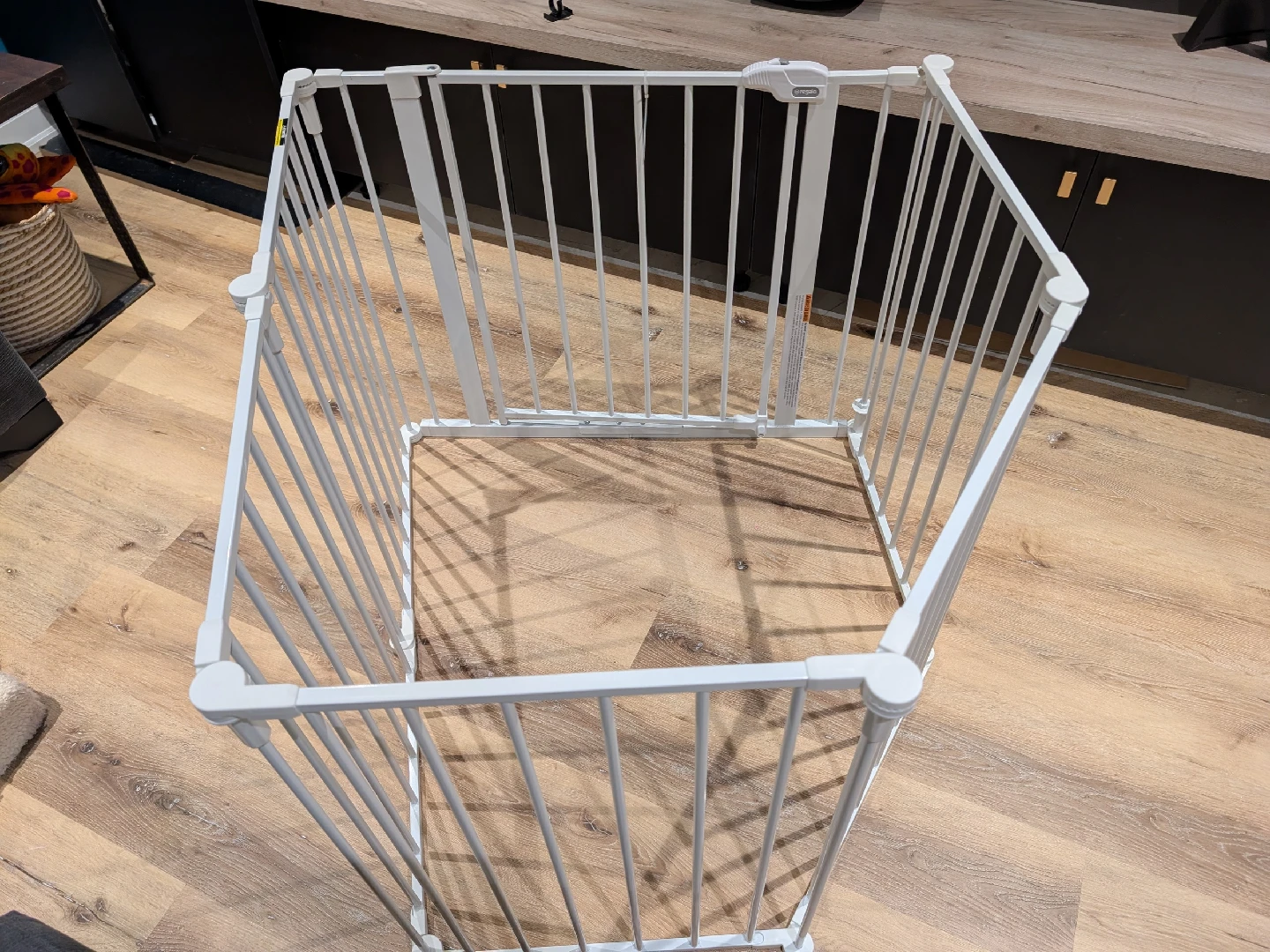 Regalo - 130-Inch 2-in-1 Super Wide Adjustable Baby Gate