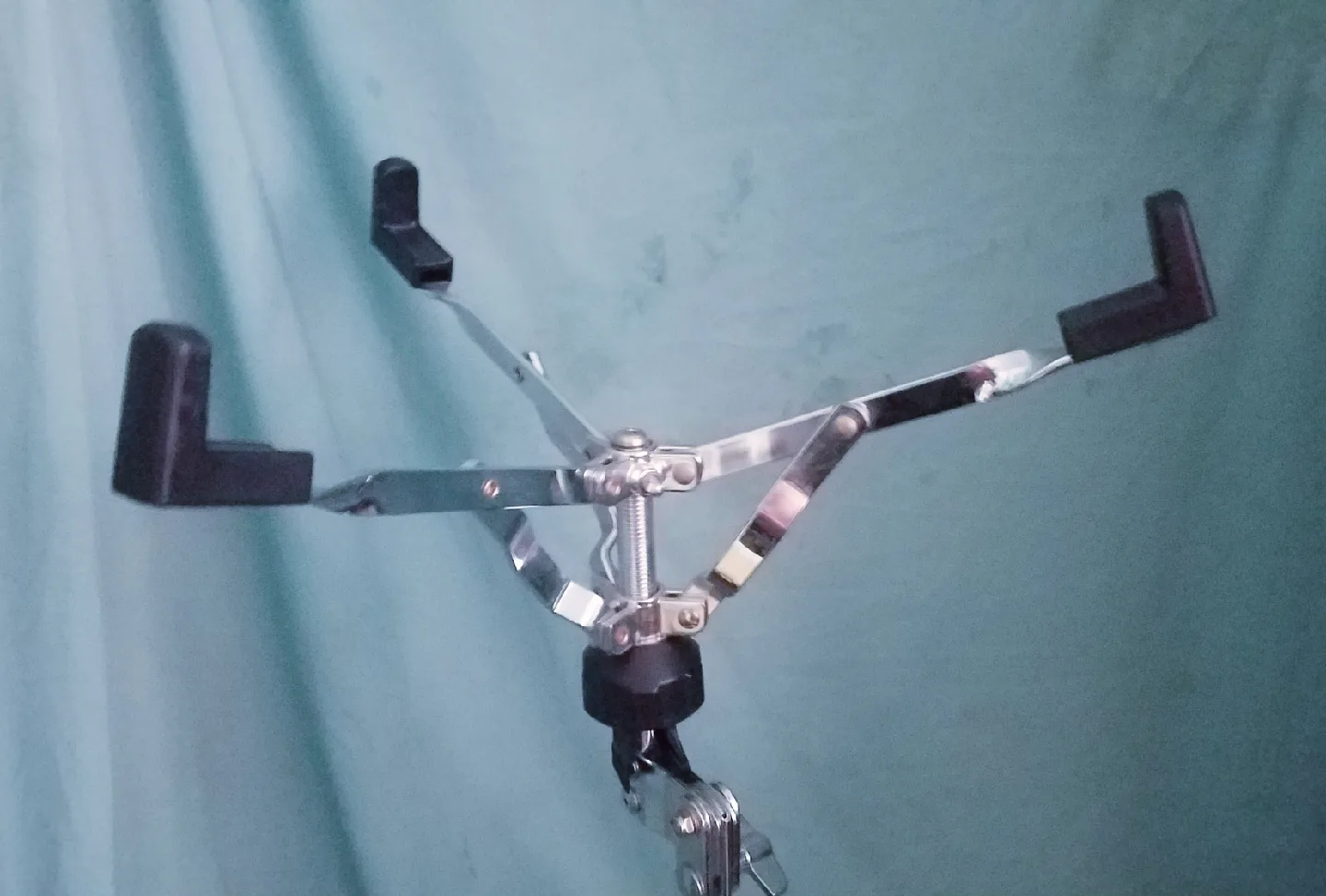 TAMA  Stage Master Snare Drum Stand Excellent Condition image indicator(2)